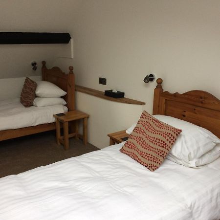 Burcott Mill Guesthouse Вэллс Экстерьер фото